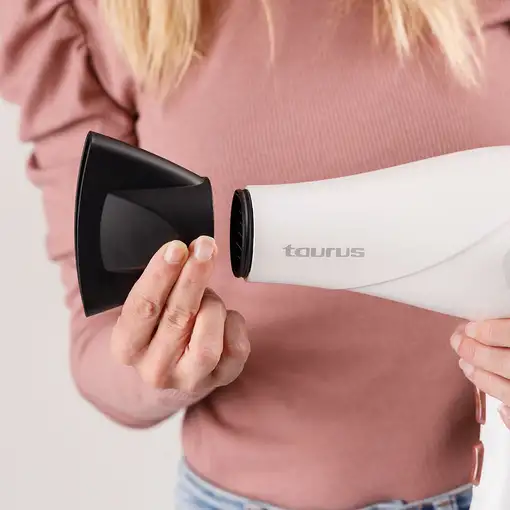 Secador de pelo oro rosa 900394000 TAURUS