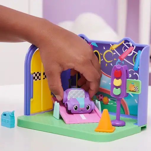 Gabby's Dollhouse , Sala de Baby Box Craft-a-riffic con la figura del gato Bebé Ca