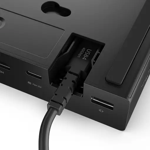 Lenovo ThinkPad USB4 Smart Dock 5500 with 135W Adapter Alámbrico Negro