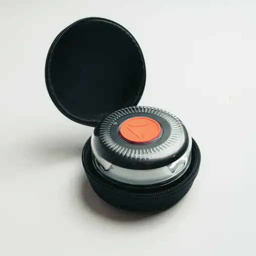 Luz de Emergencia Klack Baliza V16 Geolocalizada con Funda