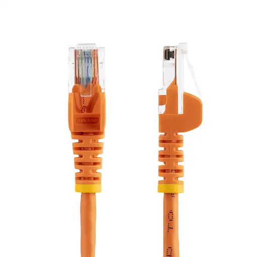 StarTech.com Cable de Red de 0,5m Naranja Cat5e Ethernet RJ45 sin Enganches