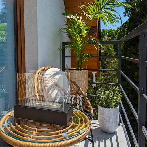 Chimenea bioetanol glow negra con cristal
