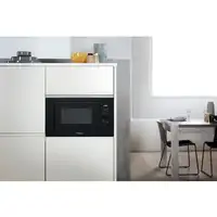 Whirlpool WMF250G Acero inoxidable Microondas con grill Integrado 25 L 900 W