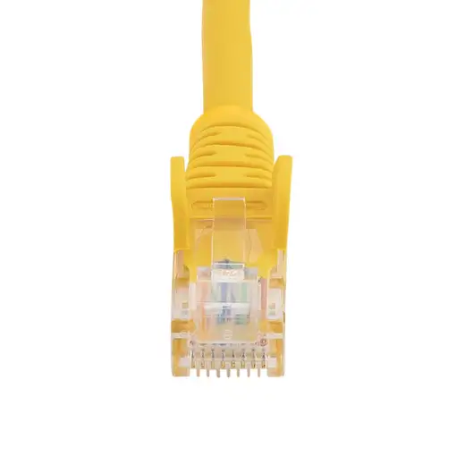 StarTech.com Cable de Red de 10m Amarillo Cat5e Ethernet RJ45 sin Enganches
