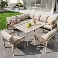 Sofá de esquina CollaHausse en hierro, Estructura de hierro, Cojines beige