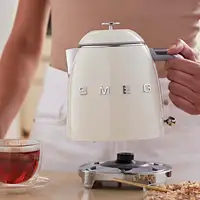 Smeg KLF05CREU tetera eléctrica 0,8 L 1400 W Beige