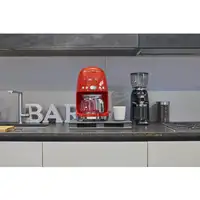 Smeg DCF02RDEU cafetera eléctrica Totalmente automática Cafetera de filtro 1,4 L