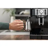 Cafeteras Totalmente automática Negro 1.8 L 2 cups ECAM 21.110.B DE’LONGHI