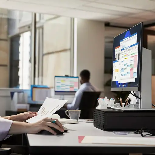 HP Pro Small Form Factor 400 G9 Desktop PC Intel® Core™ i5 i5-12500 16 GB DDR4-SDR