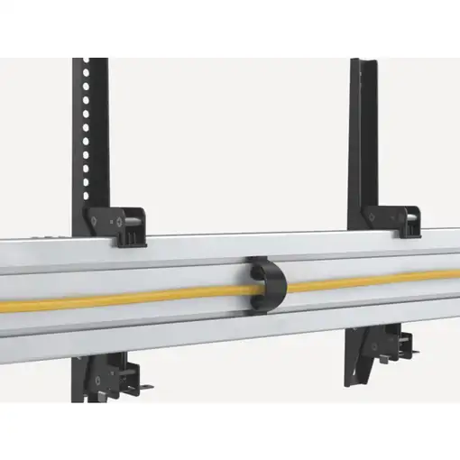 Equip Soporte de techo para triple pantalla de 45\-50