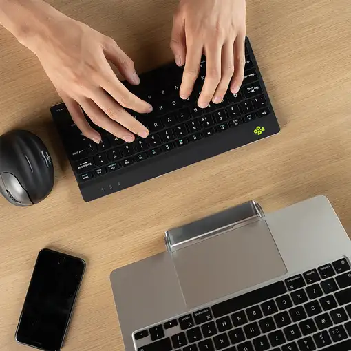 R-Go Tools Teclado ergonómico R-Go Compact Break, teclado compacto con software de