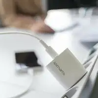 4smarts 465575 cargador de dispositivo móvil Universal Blanco USB Interior