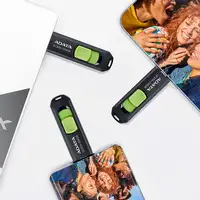 ADATA UC300 unidad flash USB 64 GB USB Tipo C 3.2 Gen 1 (3.1 Gen 1) Negro, Verde