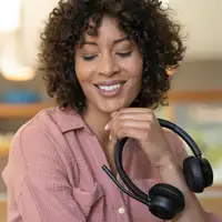 POLY Auriculares Voyager 4320 UC estéreo USB-A + adaptador BT700 USB-A + base de c