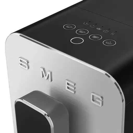 Smeg BCC12BLMEU cafetera eléctrica Totalmente automática Máquina espresso 1,4 L
