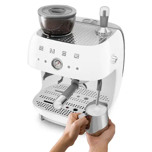 Smeg EGF03WHEU cafetera eléctrica Manual Máquina espresso 2,4 L