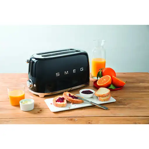 Smeg TSF02BLEU tostadora 6 4 rebanada(s) 1500 W Negro