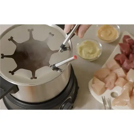 Fondue gourmet y Wok, 1,4 L, 1500 W, 8 cubiertos, FO 2470 SEVERIN