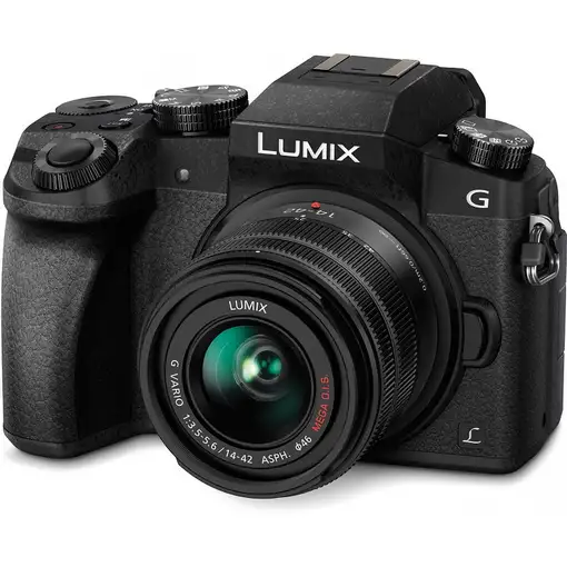 Panasonic Lumix DMC-G7 + G VARIO 14-42mm MILC 16 MP Live MOS 4592 x 3448 Pixeles N