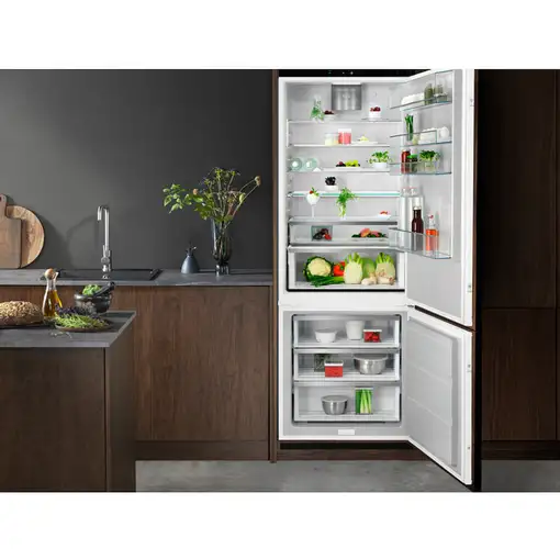 AEG Series 7000 NSC7P751ES Integrado 376 L E Blanco