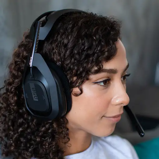 ASTRO Gaming A50 + Base Station Auriculares Inalámbrico Diadema Juego Negro, Oro