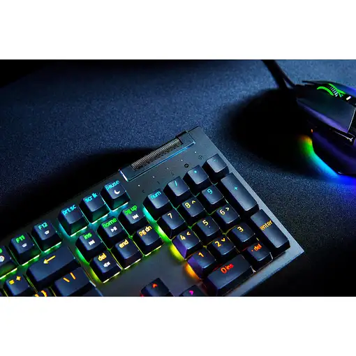Razer BlackWidow V4 X teclado Juego USB QWERTY Italiano Negro