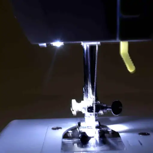 Máquina de Coser P120 PRIXTON (16 Puntadas)