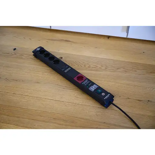 Brennenstuhl 1951150500 base múltiple 3 m 5 salidas AC Interior Negro