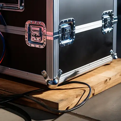 Lindy 38533 cable HDMI 100 m HDMI tipo A (Estándar) Negro