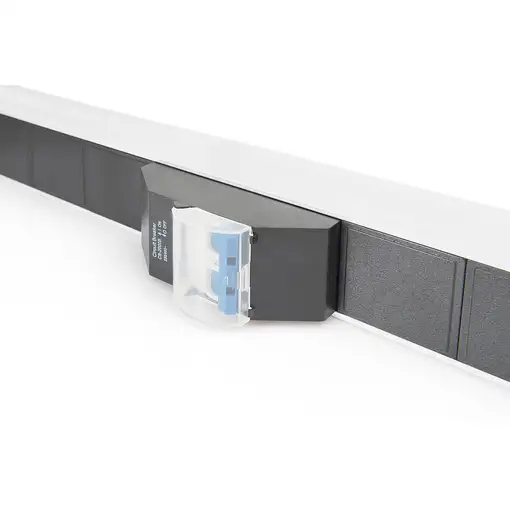 Digitus Regleta de enchufes con perfil de aluminio y protección contra sobretensió