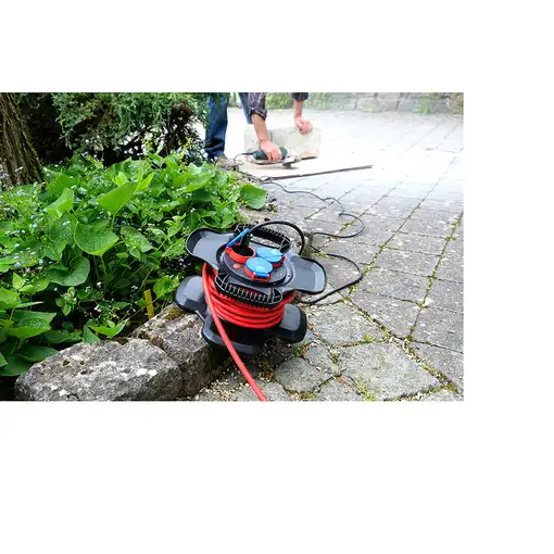 Brennenstuhl 1169710100 base múltiple 10 m 3 salidas AC Exterior Negro, Rojo