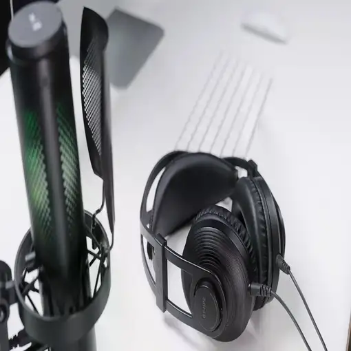 Micrófono USB con RGB, Sonido Hi-Fi, Cancelación de Ruido y Monitoreo