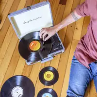 Tocadiscos Bluetooth VC400 PRIXTON Reproductor y Convertidor de Vinilos - Gris