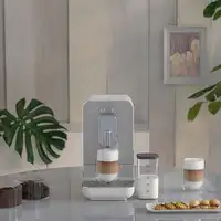 Smeg BCC12EGMEU cafetera eléctrica Totalmente automática Máquina espresso 1,4 L