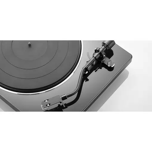 Denon DP-400 Tocadiscos de tracción por correa Negro Manual