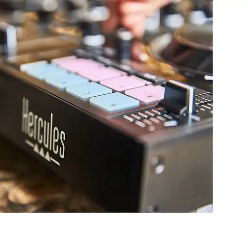 Hercules Inpulse 500 DVS (Sistema de vinilo digital) para scratch digital Negro