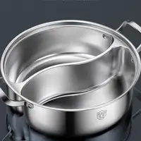 Olla con tapa de vidrio Klack 34 CM  con separación doble, acero inoxidable