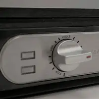 Gofrera Eléctrica Profesional, 2 Gofres Belgas Gruesos, Antiadherente, MPM, MGO 13