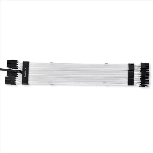 Lian Li STRIMER PLUSV2 TRIPL cable plano