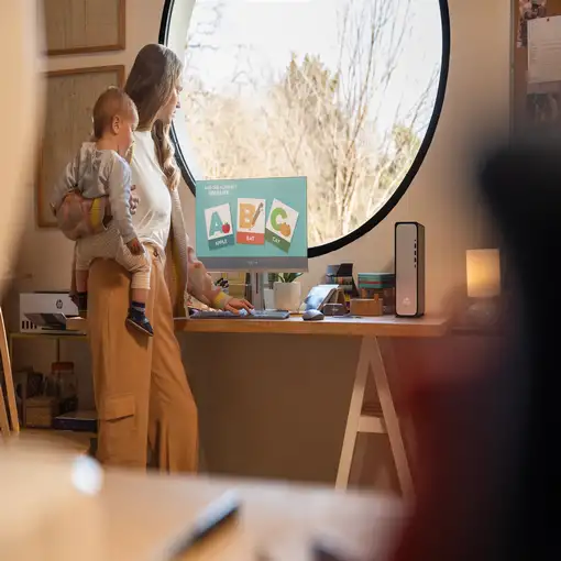 HP Slim Desktop S01-pF2034ns Intel® Core™ i3 i3-12100 8 GB DDR4-SDRAM 512 GB SSD W