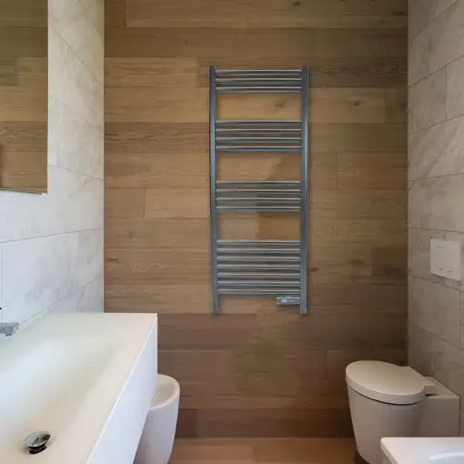 Toallero de aluminio 500 W con temporizador