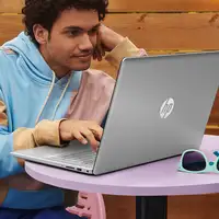 HP 17-cn3002ns Intel® Core™ i3 i3-N305 Portátil 43,9 cm (17.3\) Full HD 8 GB DDR4-